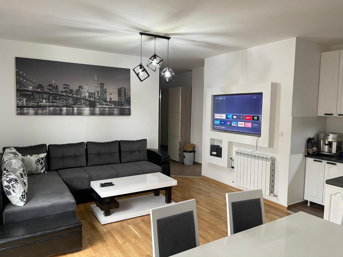 Royal Residence Apartmani 2 Pančevo Εξωτερικό φωτογραφία