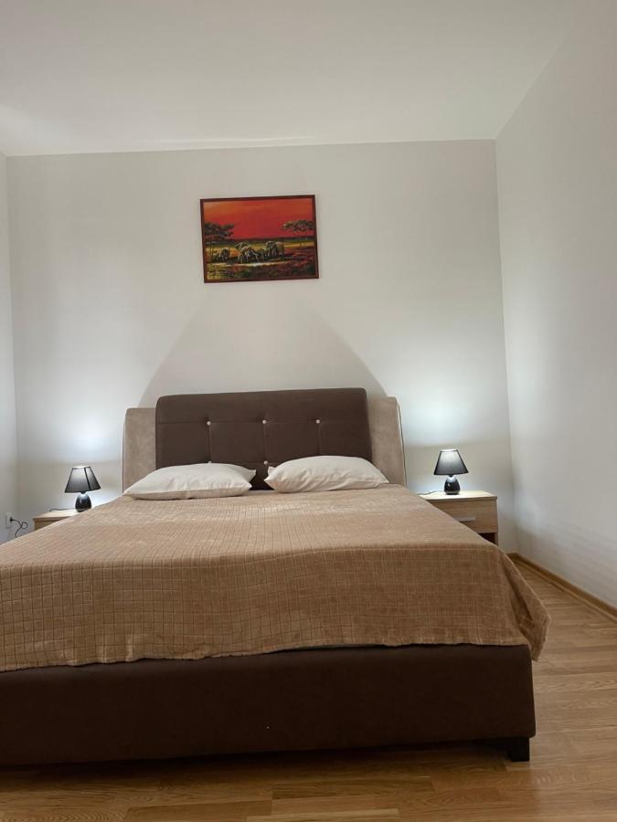 Royal Residence Apartmani 2 Pančevo Εξωτερικό φωτογραφία