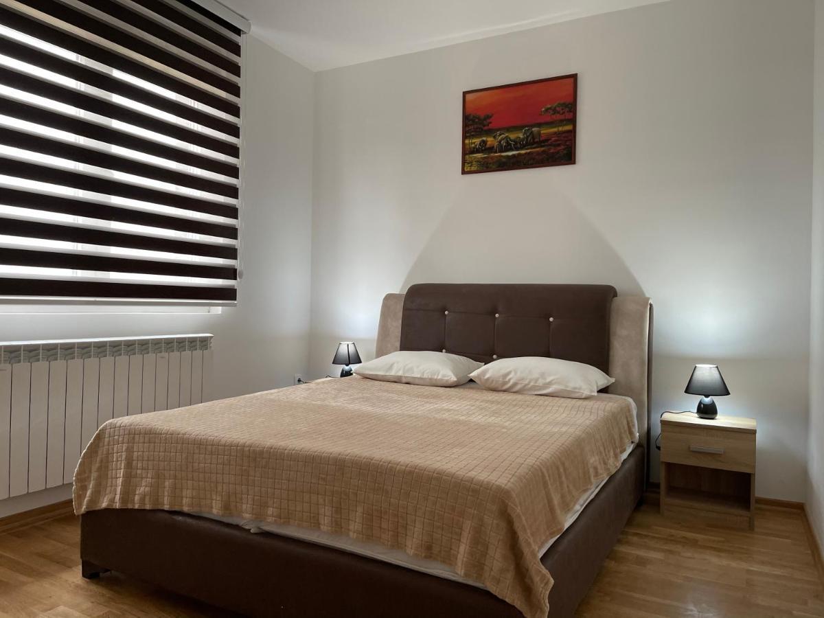 Royal Residence Apartmani 2 Pančevo Εξωτερικό φωτογραφία